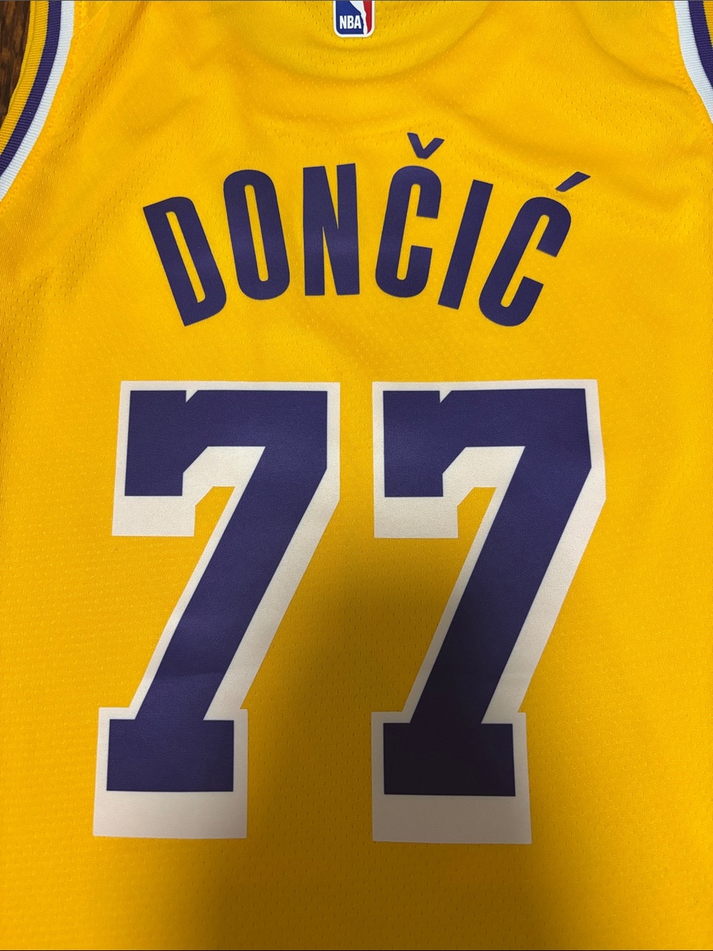 NBA Lakers Luka Dončić #77 Nike Jersey Size: XL NWT - Picture 3 of 7